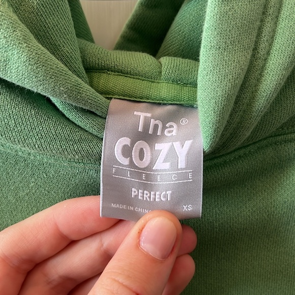 TNA green hoodie - Picture 3 of 3